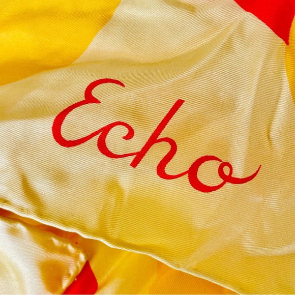 Vintage Echo 100% Silk Scarf Square Yellow and Orange Dots / Circles 31 x 31 in. - Picture 9 of 9